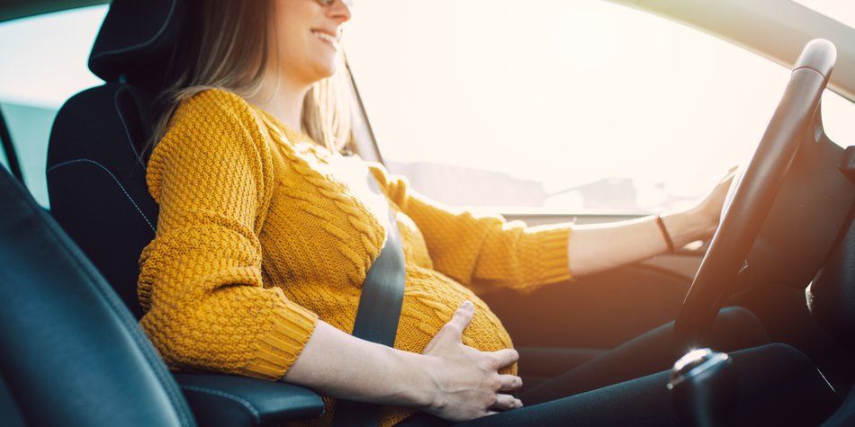 Schwangerschaftsgurt im Praxis-Test: familie.de testet „BeSafe Schwanger“ Schwangerschaftsgurt im Praxis-Test: familie.de testet „BeSafe Schwanger“