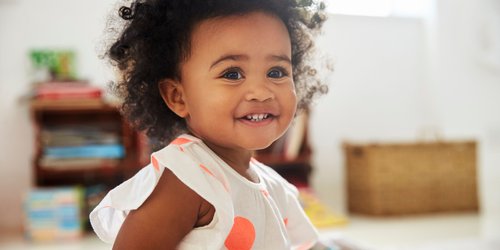 110 total seltene und ungewöhnliche Vornamen für Mädchen und Jungen