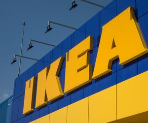 Dieser schlaue IKEA-Hack hält den Schmutz von dreckigen Kinderschuhen aus deinem Flur fern
