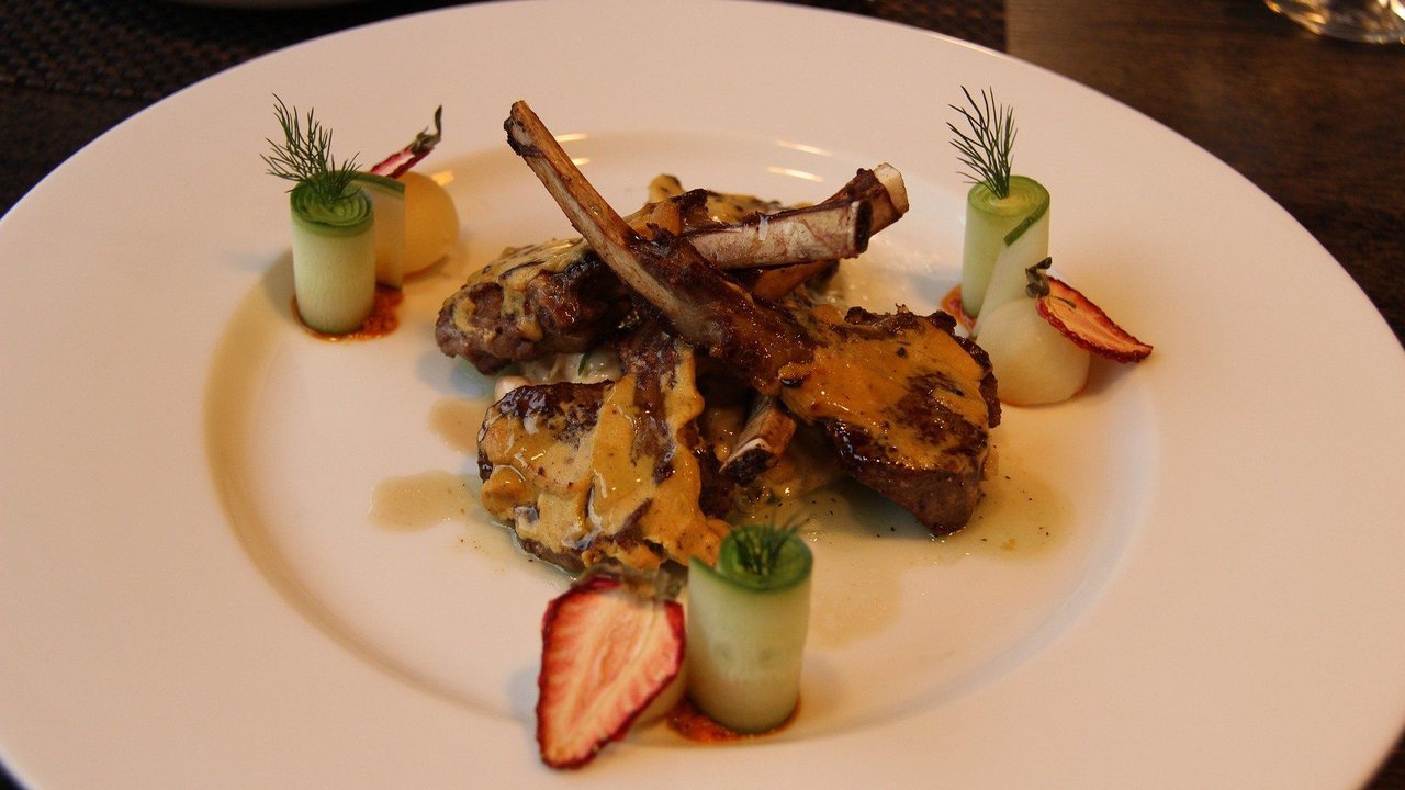 Passende Gewürze verleihen dem Lamm das gewisse Extra. Passende Gewürze verleihen dem Lamm das gewisse Extra.