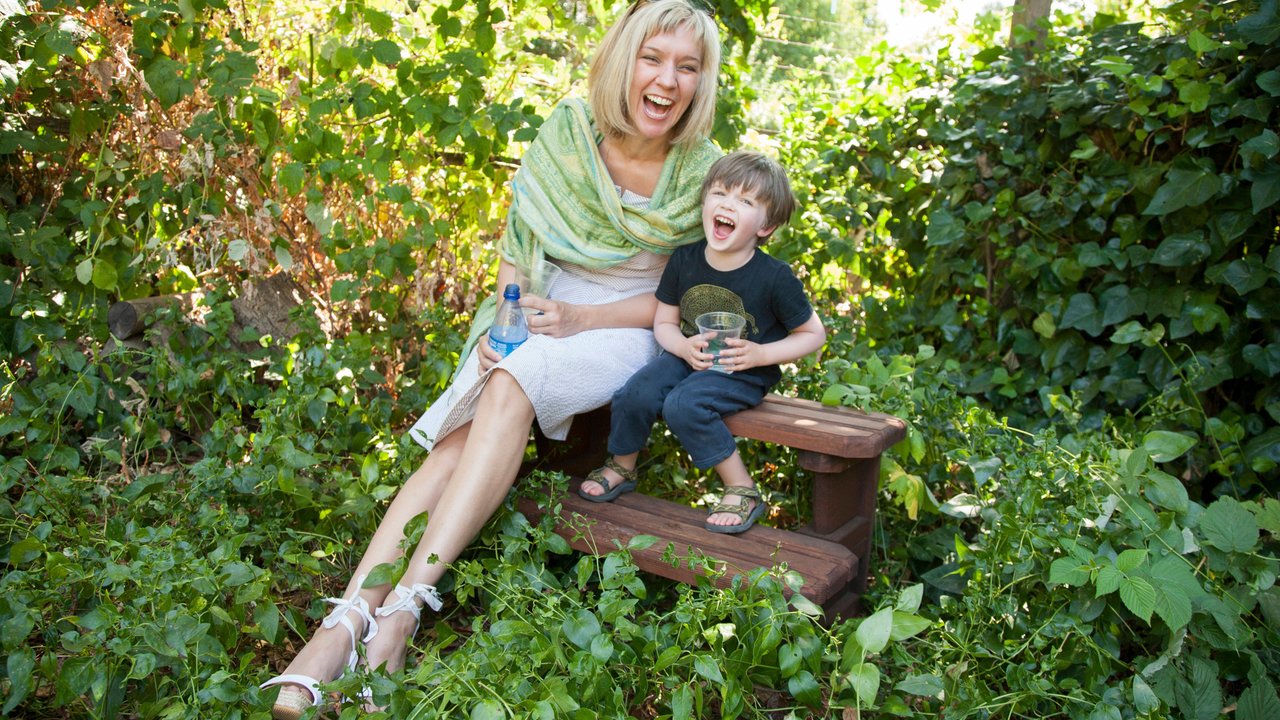 Efeu ist eine nicht ganz ungefährliche Rankpflanze im heimischen Garten.