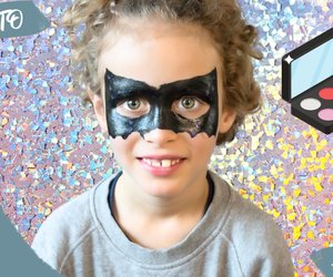 Batman schminken: So wird euer Kind zum geflügelten Superhelden