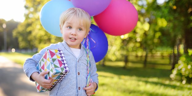 Geschenke für 4-jährige Jungs: 19 spannende Ideen für verschiedene Anlässe