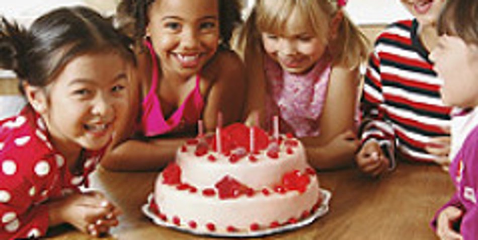 So gelingt die Kinderparty: Planungstipps und Vorbereitung So gelingt die Kinderparty: Planungstipps und Vorbereitung
