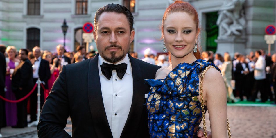 GNTM-Siegerin Barbara Meier ist schwanger! GNTM-Siegerin Barbara Meier ist schwanger!