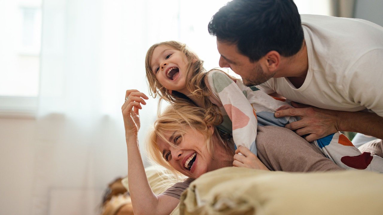 Deine Familie ist das Wichtigste – genauso wie ihr Schutz. Deine Familie ist das Wichtigste – genauso wie ihr Schutz.