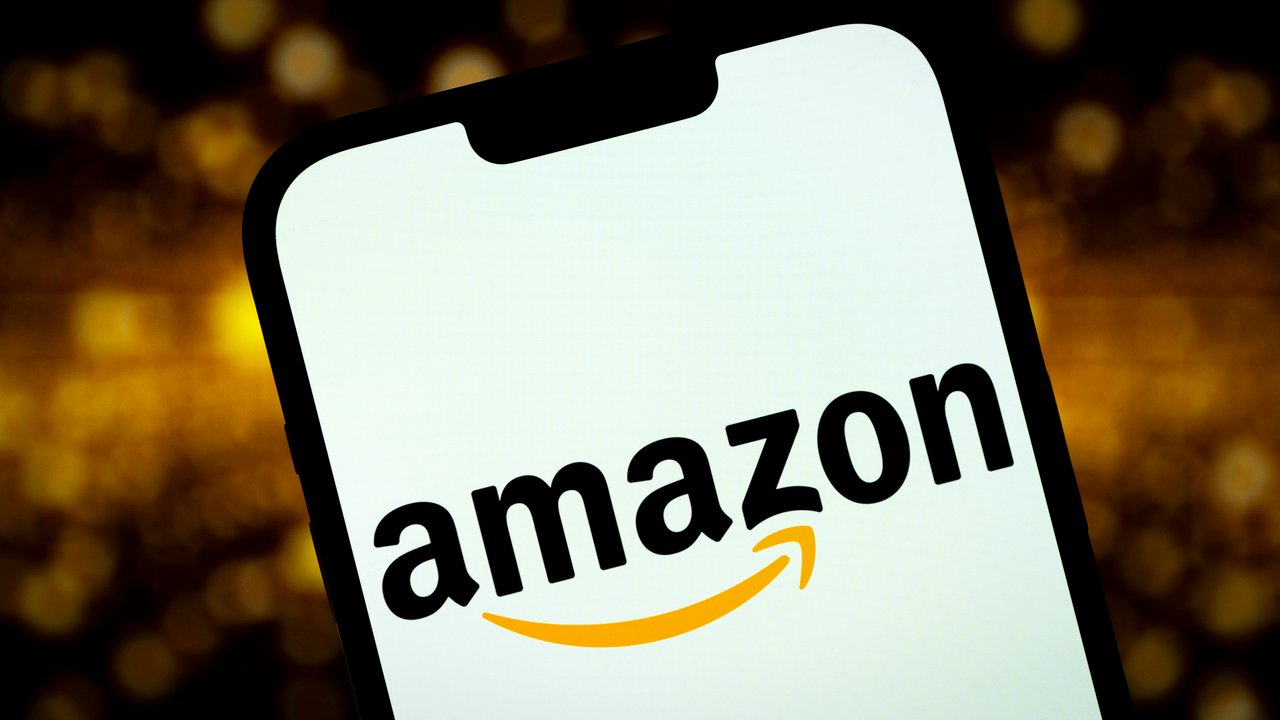 Bei Amazon gibt es allerlei Verschönerungsmöglichkeiten für den Garten. Bei Amazon gibt es allerlei Verschönerungsmöglichkeiten für den Garten.