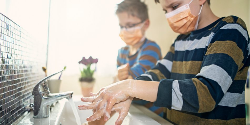 Corona: Sind Kinder genauso ansteckend wie Erwachsene? Corona: Sind Kinder genauso ansteckend wie Erwachsene?