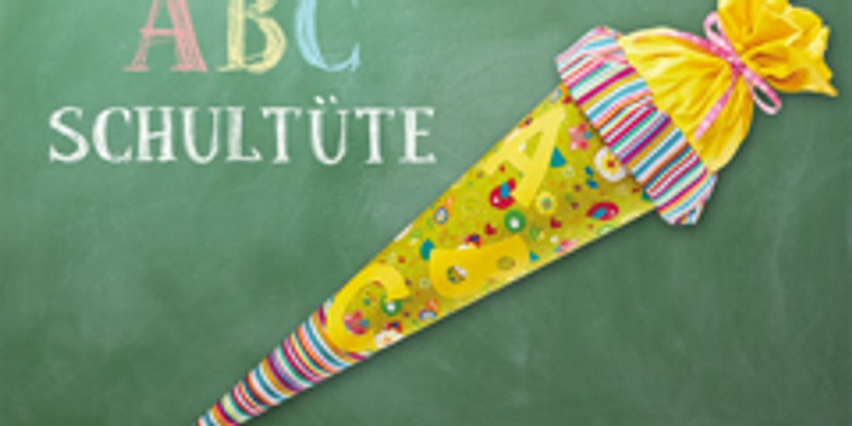 Bunte Stoffschultüte für Jungen und Mädchen Bunte Stoffschultüte für Jungen und Mädchen