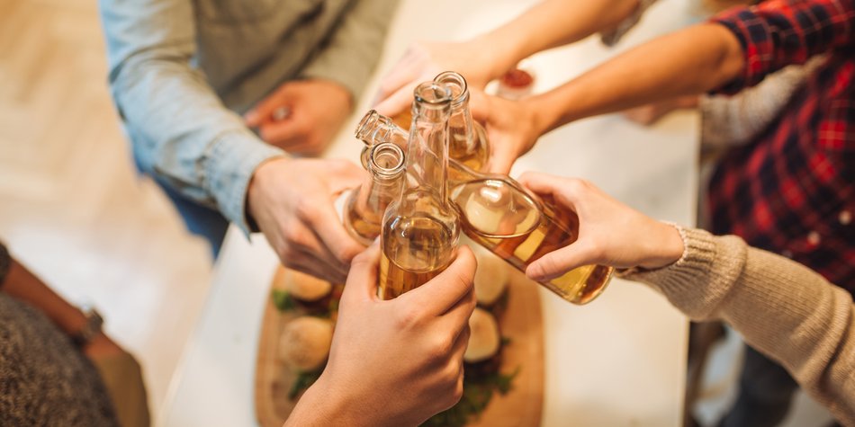Alkopops: Alles was du übers Trendgetränk wissen musst Alkopops: Alles was du übers Trendgetränk wissen musst