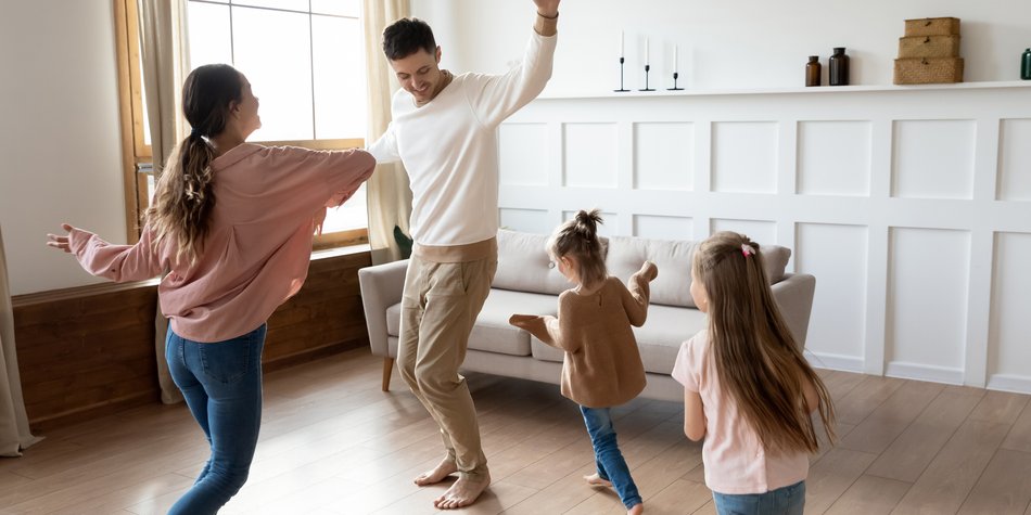Statt Motzen: 5 Tipps, wie ihr eure Kinder in ihrer Entwicklung begleitet Statt Motzen: 5 Tipps, wie ihr eure Kinder in ihrer Entwicklung begleitet