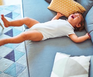 Hüftschnupfen beim Kind: Wenn Laufen plötzlich die Gelenke schmerzen