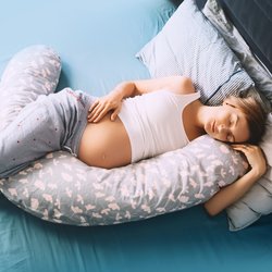 Die Vena cava: Muss ich als Schwangere wirklich auf der linken Seite schlafen?