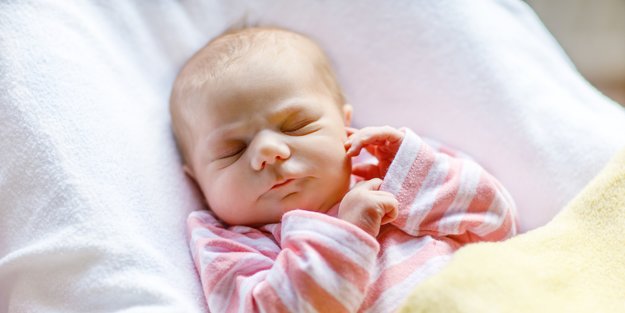 Baby-Entwicklung: Das Baby im 2. Monat