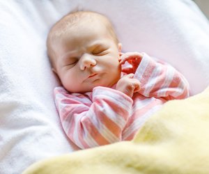 Baby-Entwicklung: Das Baby im 2. Monat