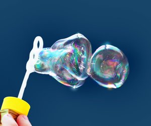 Genialer Hack: Seifenblasen selber machen und nie wieder fertig kaufen!