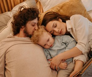 Mit diesen fünf Sätzen förderst du das Wohlbefinden deines Kindes