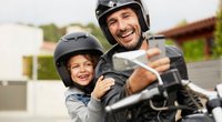Motorradhelm für Kinder: Worauf wir beim Kauf achten sollten