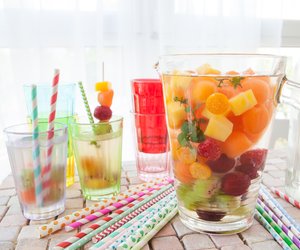 Kinderbowle: 6 superleckere Rezepte mit und ohne Fruchtstückchen