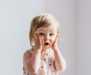 Säuglingsakne: Wie du sie erkennst und was dagegen hilft