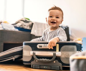 Urlaub mit Baby: 15 Tipps, wie ihr mit Baby entspannt verreist