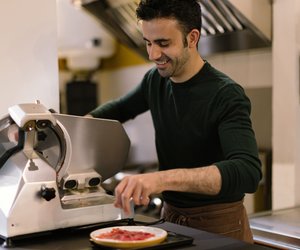 Brot, Käse, Wurst & Co: Die 5 besten Allesschneider im Test für eure Küche