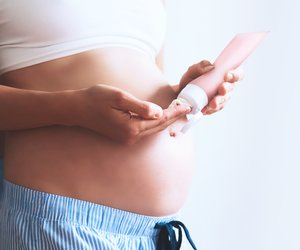 Dehnungsstreifen Creme: Die 18 besten Produkte gegen Schwangerschafts­streifen