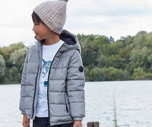 Tchibo-Alternative: Diese reflektierende Winterjacke schützt eure Kinder im Dunkeln