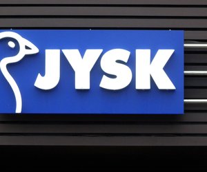 Absolutes Must-have: Die trendige Bambus-Sitzbank von Jysk begeistert alle