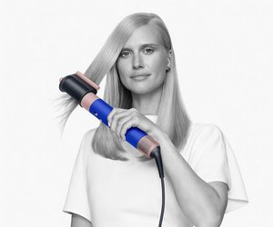 Nur für kurze Zeit bei Dyson: Coole Haarpflege-Geschenkeditionen + 30 € Gutschein sichern