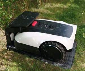 Ecovacs GOAT 0500 Panorama und GOAT 0800 im Test: Für diese Gärten sind die Rasenmäherroboter geeignet
