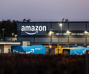 Holt euch mit diesen schwebenden LED-Kerzen von Amazon einen Hauch von Magie nach Hause