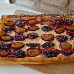 In nur 30 Minuten: Dieser leckere Zwetschgenkuchen ist blitzschnell gebacken