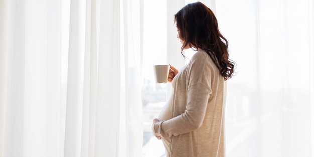 Kräutertee in der Schwangerschaft: Was ist erlaubt? 
