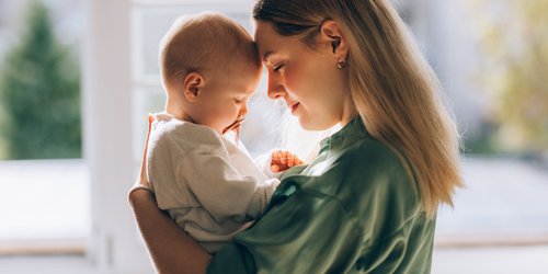 Erinnerungslücken in der Babyzeit: Keine Panik, dein Gehirn macht genau das Richtige!