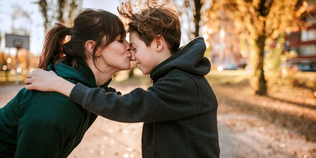 Zwischen Kita, Calls und Kuschelzeit: So gelingt "Sturdy Parenting" im Alltag