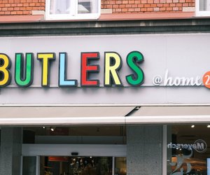 Deko von Butlers: Diese rustikale Etagere ist ein richtiger Blickfang