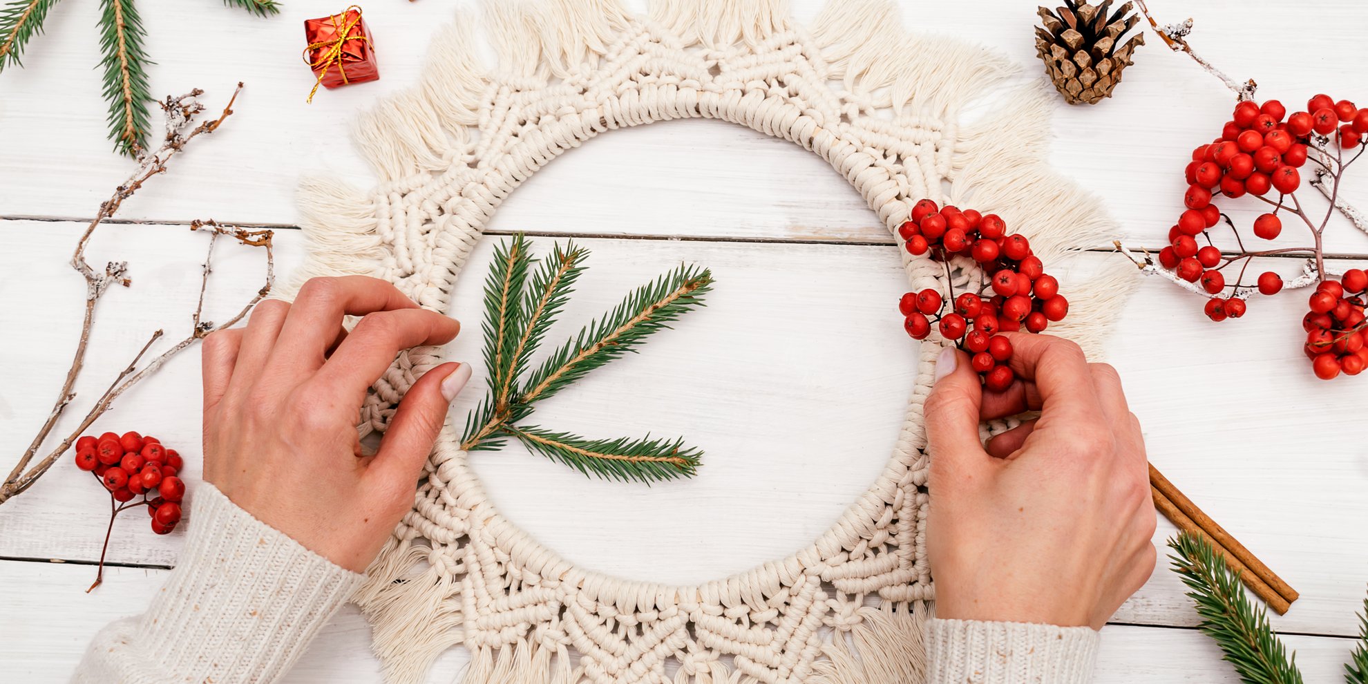 Last Minute: 10 spannende Ideen, wie ihr eure Weihnachtsdeko selbst basteln könnt