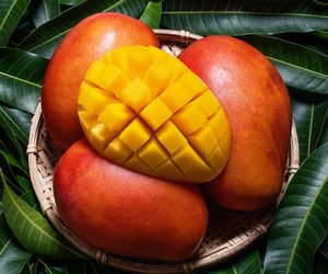 Mango und Stillen: Eine Frucht für die Stillzeit?