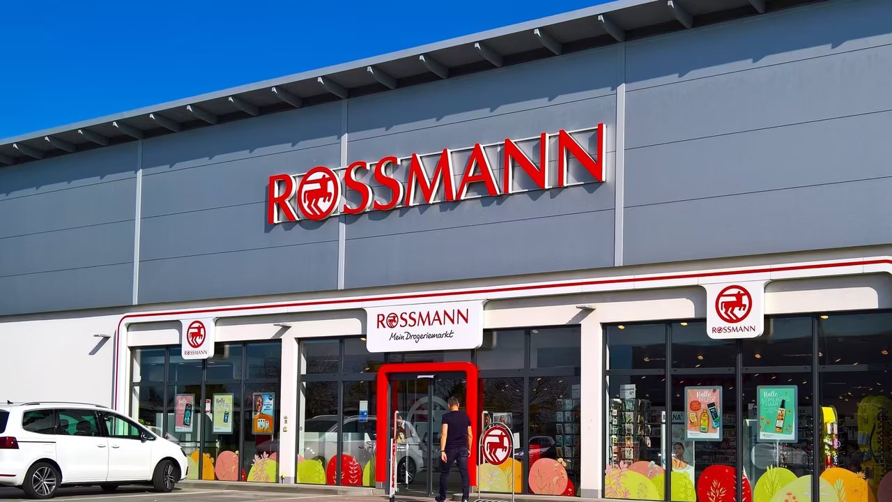 Bei Rossmann findest du das niedliche Körbchen für deine Früchte. 