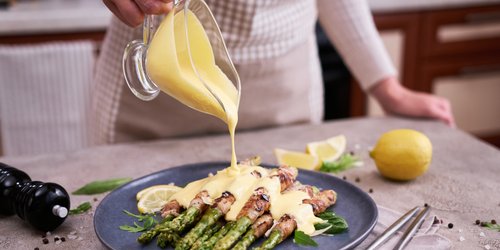 Sauce Hollandaise & Schwangerschaft: Ist der Verzehr erlaubt?