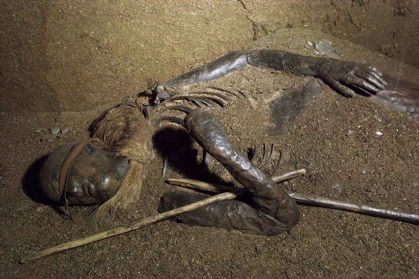 Early Iron Age blindfolded girl from Windeby Bog, Germany, Europe PUBLICATIONxINxGERxSUIxAUTxONLY Copyright: ChristinaxGascoigne 76-3049

Early Iron Age blindfolded Girl from  BOG Germany Europe PUBLICATIONxINxGERxSUIxAUTxONLY Copyright ChristinaxGascoigne 76  