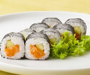 Sushi-Reis würzen: So gibst du deinem Sushi den letzten Schliff