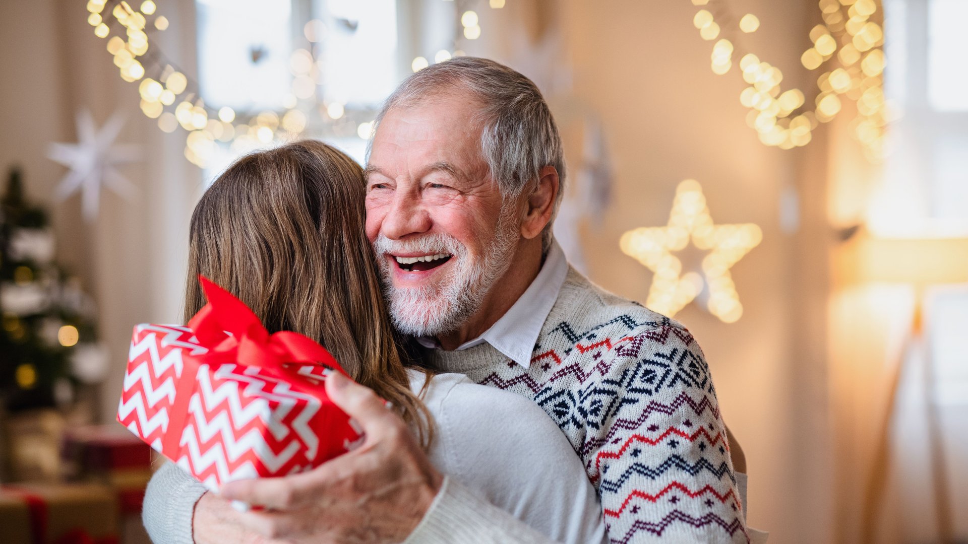 9 wundervolle & sinnvolle Weihnachtsgeschenke für unsere Opas