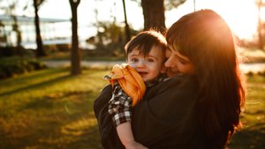 Komme was wolle: Diese 4 Sternzeichen halten zu ihrer Familie