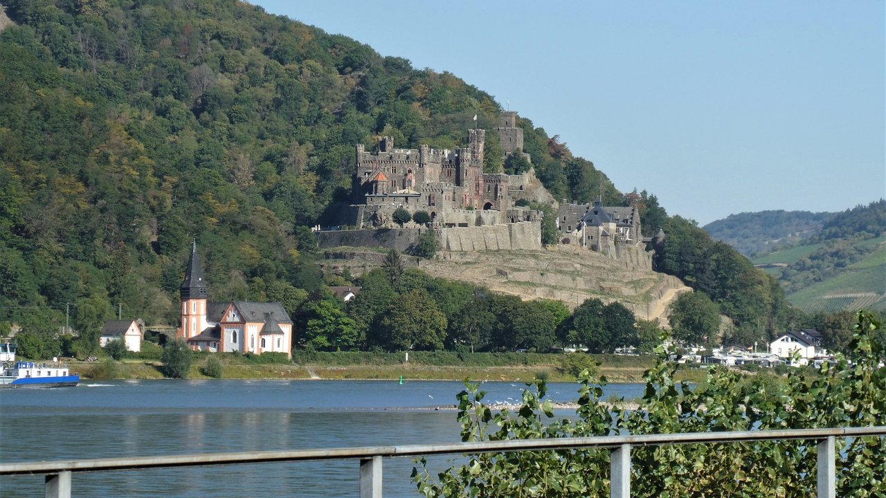 Das UNESCO-Welterbe liegt im oberen Mittelrheintal in der Pfalz.