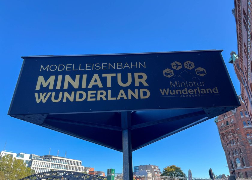 Im Miniatur Wunderland haben Erwachsene und Kinder Spaß.