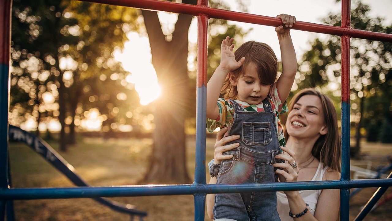 Prägende Erziehung: Eltern müssen ihren Kindern etwas zutrauen