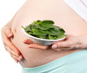 Spinat in der Schwangerschaft: Grüne Sicherheit?