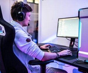 Was bedeutet „gg“ in Chats? So setzt du es richtig ein